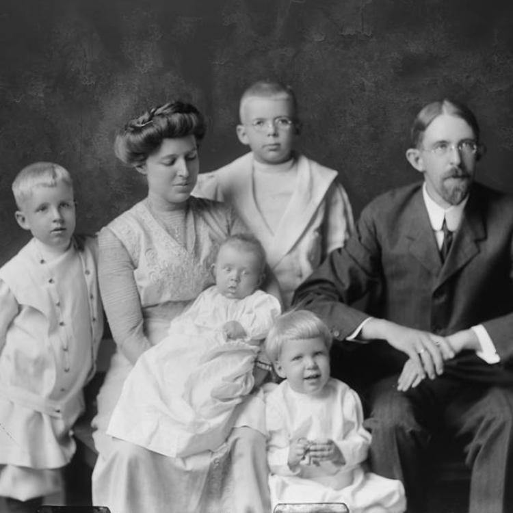 Jonas Viles with his wife, Ruth, and their four sons. [Image courtesy of the Boone County Historical Society’s Digital Collections]