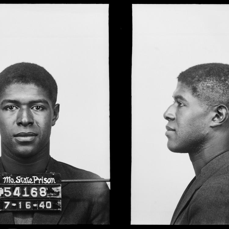 Prison photographs of Cleo Wright. [Courtesy of Missouri State Archives]