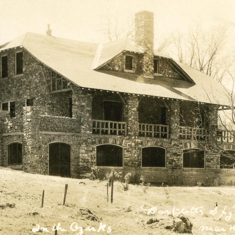 Pippin Place. [State Historical Society of Missouri, John F. Bradbury Jr. Postcard Collection, R1551]