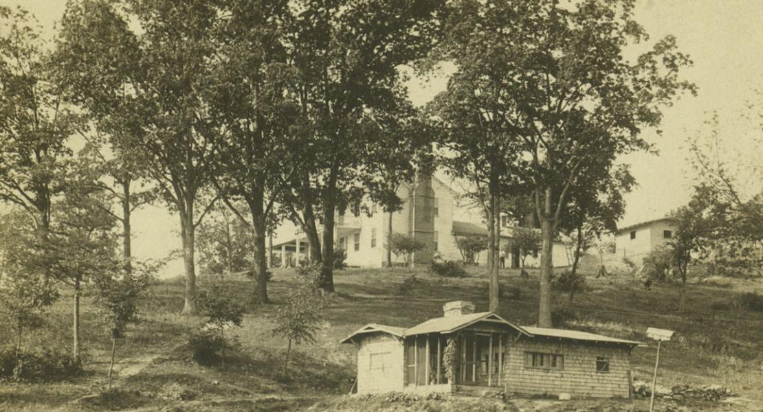 Joseph McClurg’s home in Linn Creek, Missouri. [State Historical Society of Missouri, Draper-McClurg Family Papers (C3069)]