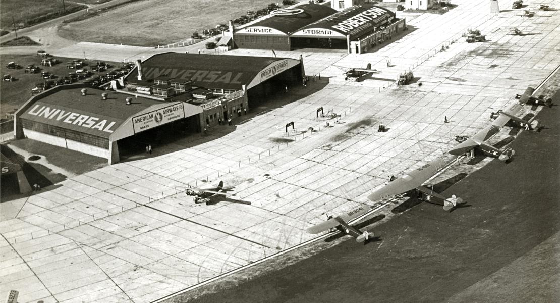 A view of the airport in 1932. [Missouri Historical Society, St. Louis, Russell Froelich Collection, N30280]