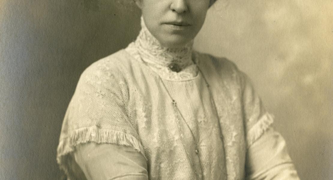 Florence Martin Marbut in 1900; she married Curtis Marbut in 1891. [State Historical Society of Missouri, Curtis Fletcher Marbut Papers, C3720]