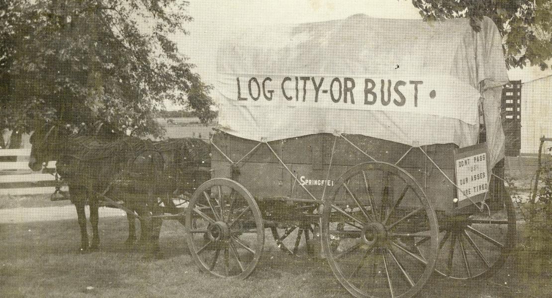 Roadside advertising for Log City on Route 66. [State Historical Society of Missouri, John F. Bradbury Jr. Postcard Collection, R1551]