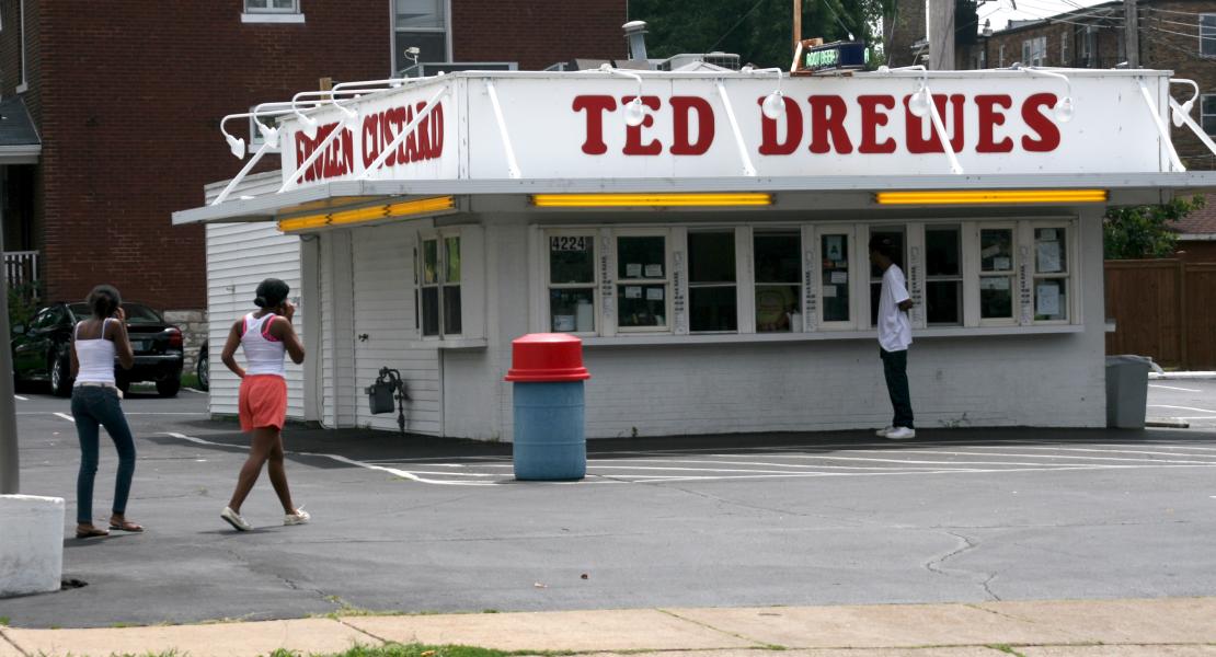 Ted Drewes on South Grand. [Courtesy of Wikimedia Commons, photo by Paul Sableman]