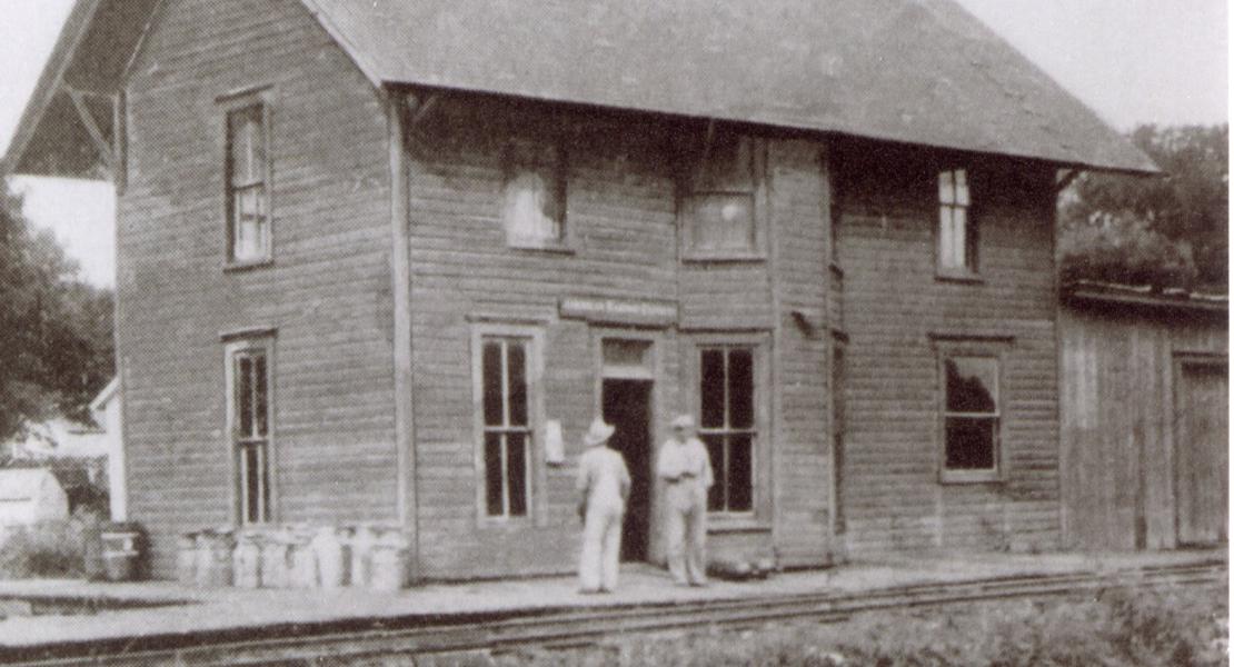 The C&E depot in Cassville, Missouri. [State Historical Society of Missouri Rolla Research Center, Cassville & Exeter Railway Company Records, R0421]