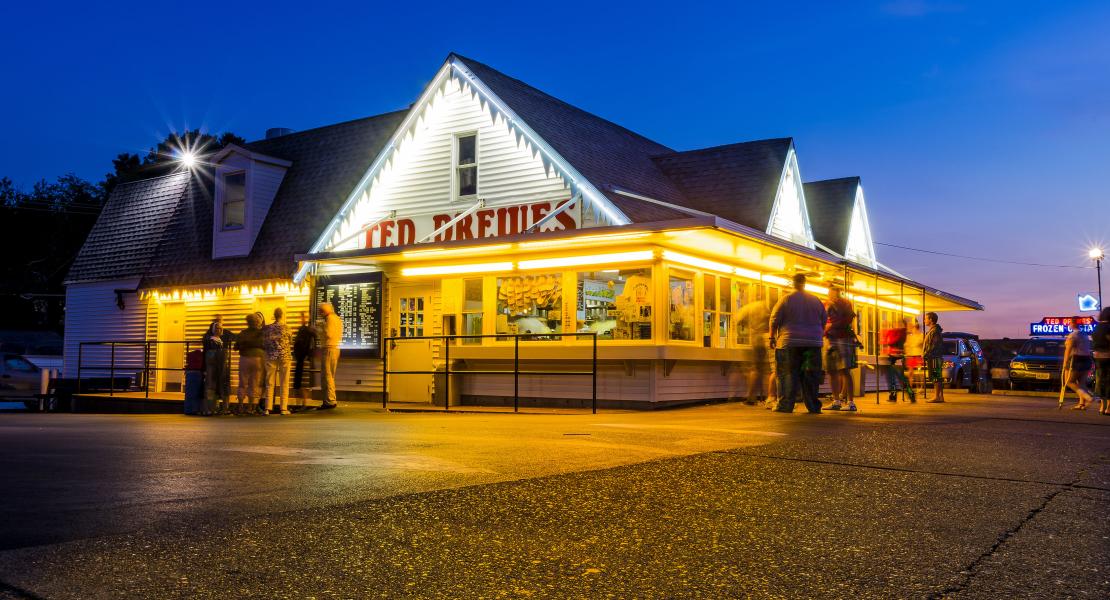 Ted Drewes Frozen Custard on Chippewa, which was once part of Route 66. [Courtesy of Wikimedia Commons, photo by Philip Leara]